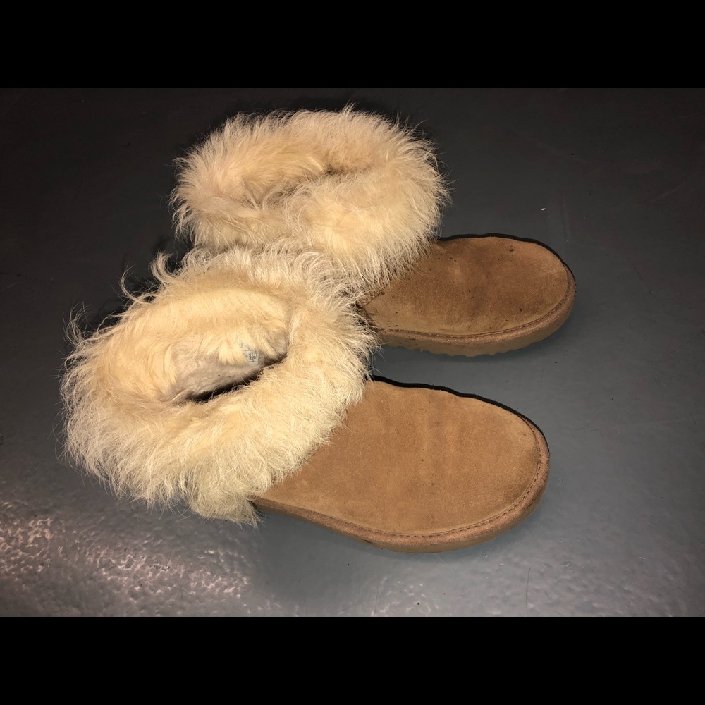 Milla UGG’s.